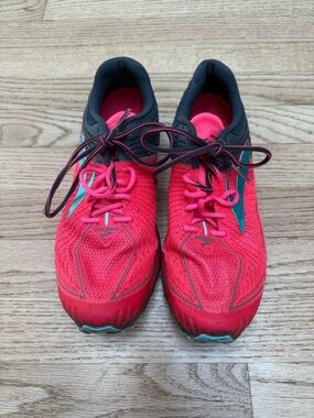 Brooks Women’s Shoes Neon Pink Running Shoes